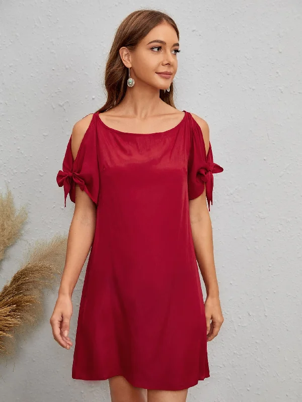 Plain Knot Short Sleeve Cold Shoulder Straight Natural Short Dress