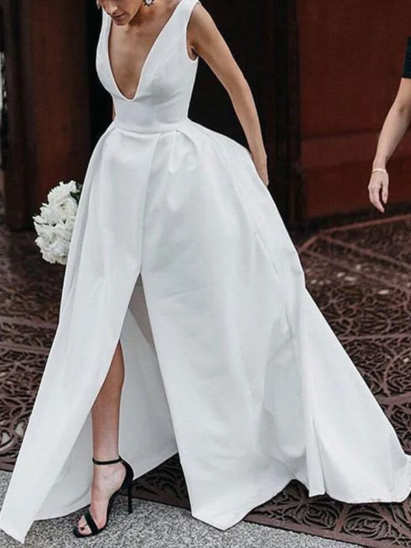 Vintage Wedding Dresses V Neck Sleeveless Satin Pleated Bridal Gowns With Train