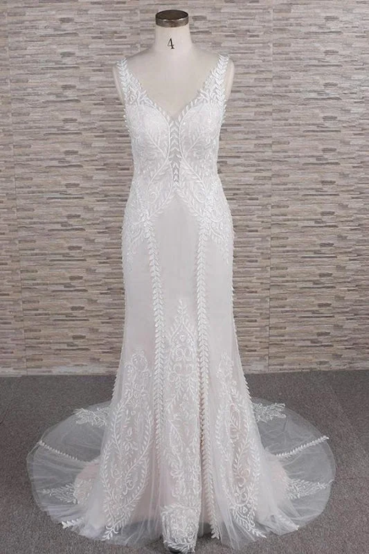 Latest V-neck Appliques Tulle Mermaid Wedding Dress