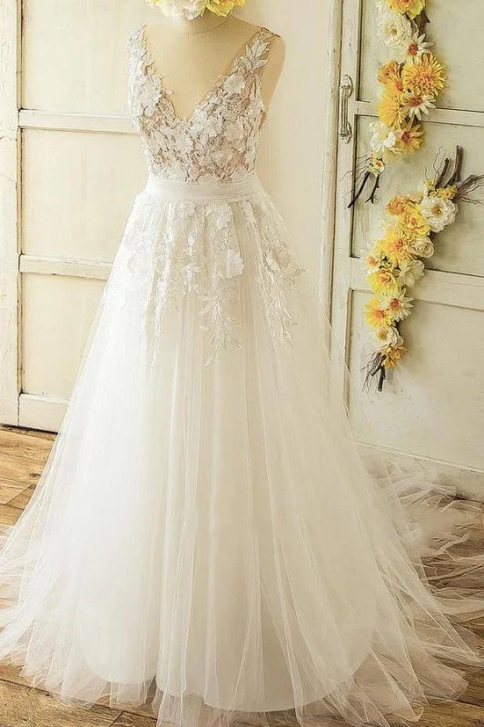 Latest V-neck Appliques Tulle A-line Wedding Dress