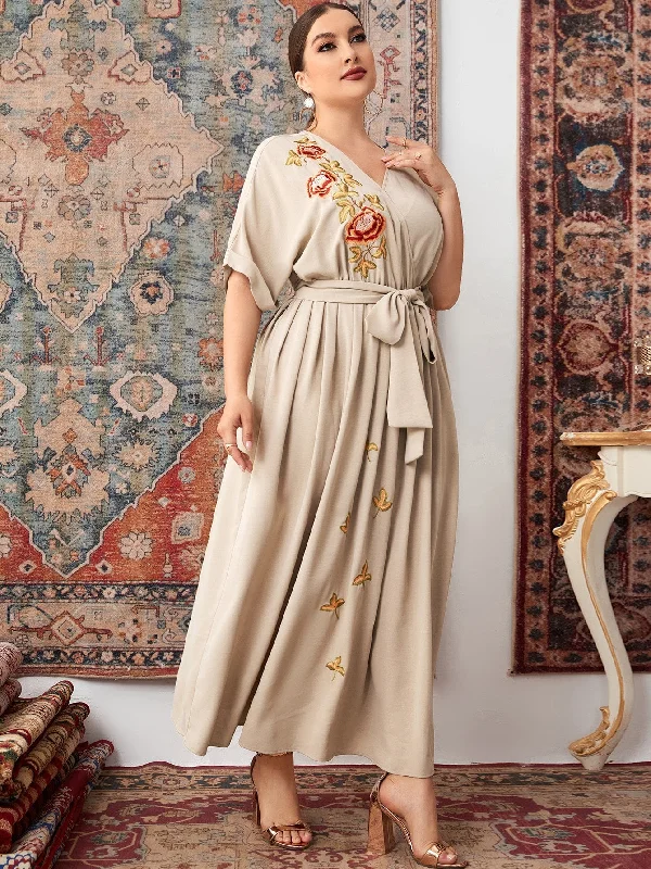 Elegant Floral Embroidery Half Sleeve V Neck Flared High Waist Long Plus Size Dress