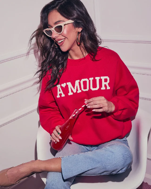 Sweet Amour Graphic Sweatshirt