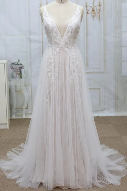 Spaghetti Strap V-neck Lace Tulle Wedding Dress