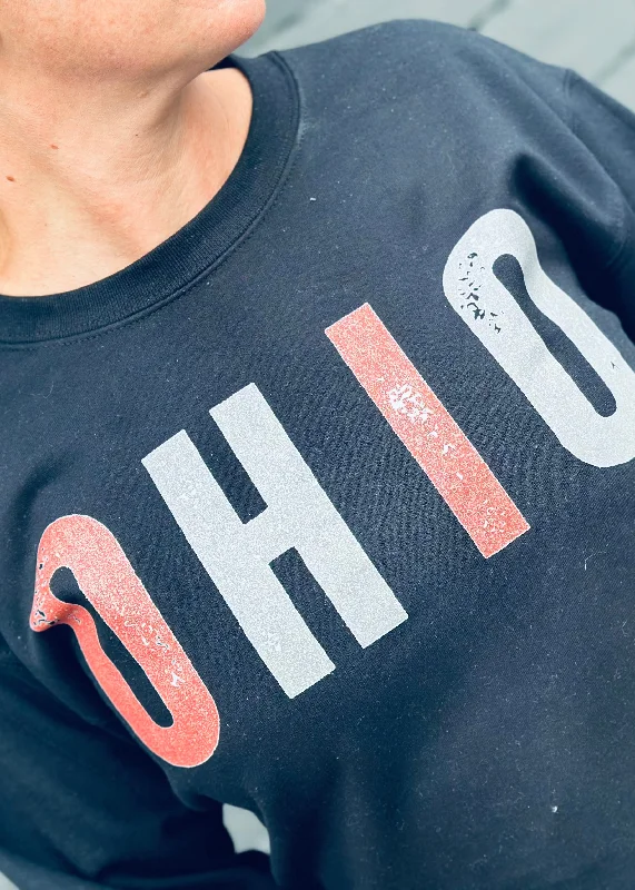 DISTRESSED GLITTER OHIO GRAPHIC PULLOVER